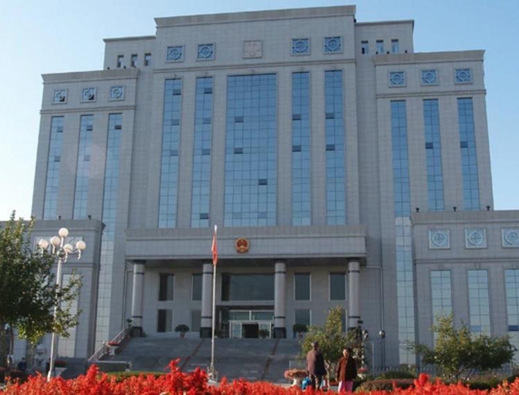 2022年6月14日冠领拆迁纠纷律师到新疆石河子市开庭