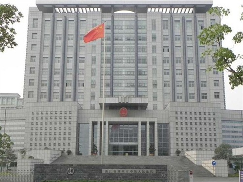 2022年11月17日冠领拆迁纠纷律师到浙江省湖州市开庭