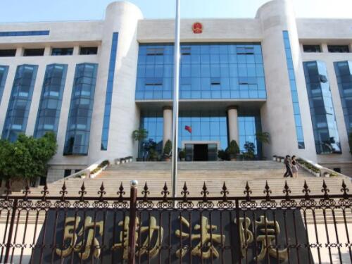 2022年11月27日冠领拆迁补偿纠纷律师到云南弥勒市办案