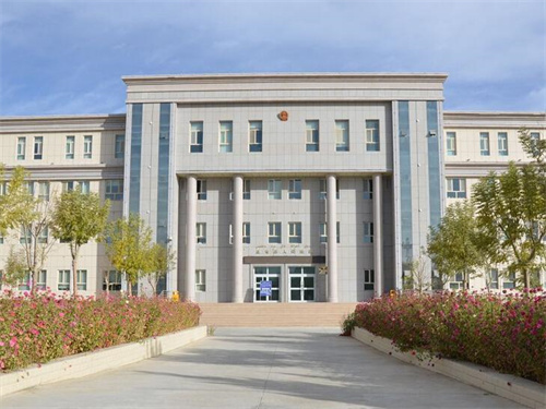 2022年11月29日冠领拆迁补偿纠纷律师到新疆巴音郭楞办案