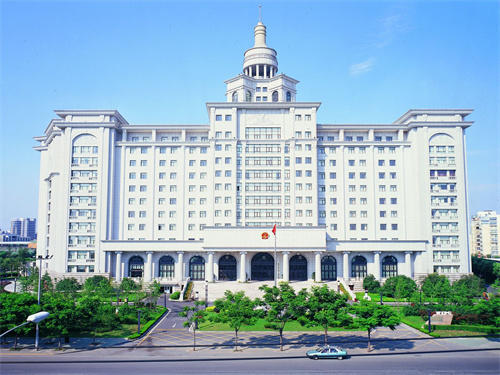2022年12月19日冠领拆迁纠纷律师到湖北省武汉市开庭