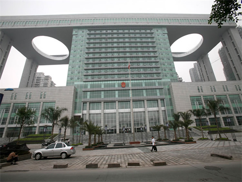 2023年1月12日冠领拆迁纠纷律师到重庆市开庭