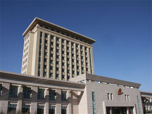 2023年3月3日冠领拆迁纠纷律师到青海省西宁市开庭