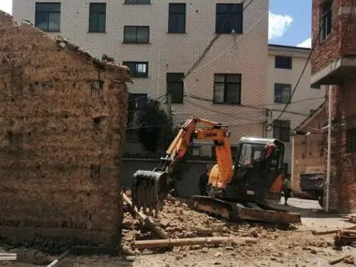 四川旧城区改造律师-有证房屋拆迁补偿和无证价格不一样吗