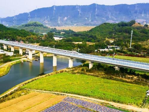 湖北集体土地拆迁补偿律师-征收方拖欠补偿款怎么办
