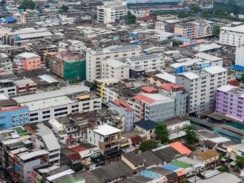 江西城中村改造律师-集体土地征收能按照国有土地征收标准进行补偿吗