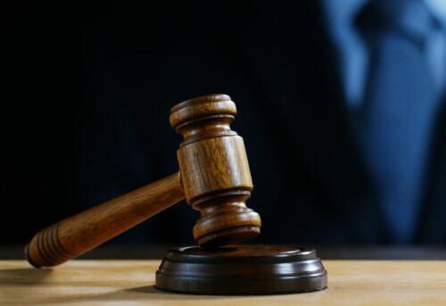 【胜诉故事】违建房屋就可以强拆吗?委托人维权屡战屡败终在冠领律师帮助下扳回一局-2