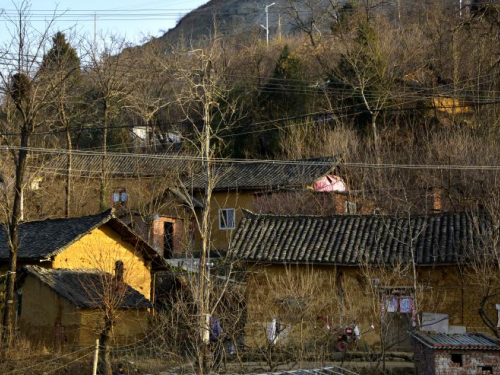 妓女虽然从事性交易,但这并不意味着她们同意或愿意在任何情况下发生性关系。性交易是违法的,且不影响妇女对性自主权的保护。