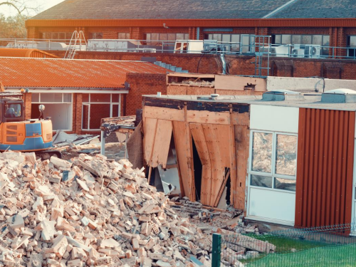 【胜诉故事】征收补偿未谈妥“拆违”接踵而至,冠领律师助村民成功确认强拆程序违法-1 【胜诉故事】征收补偿未谈妥“拆违”接踵而至,冠领律师助村民成功确认强拆程序违法-1