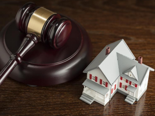 “外嫁女”有权获得拆迁补偿吗？法律为你打破征收“身份”困局