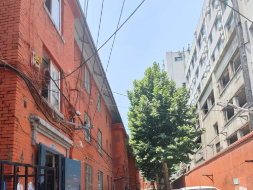 【胜诉故事】城中村改造安置补偿一直未履行，冠领律师助委托人逆转一审获60日内重作处理-1