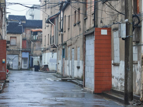 老旧房屋紧急被拆，搬家花费能否计入拆迁补偿