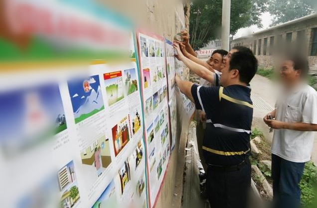 政府发布征地公告三年后又不拆了，对于村民的损失是否该赔偿